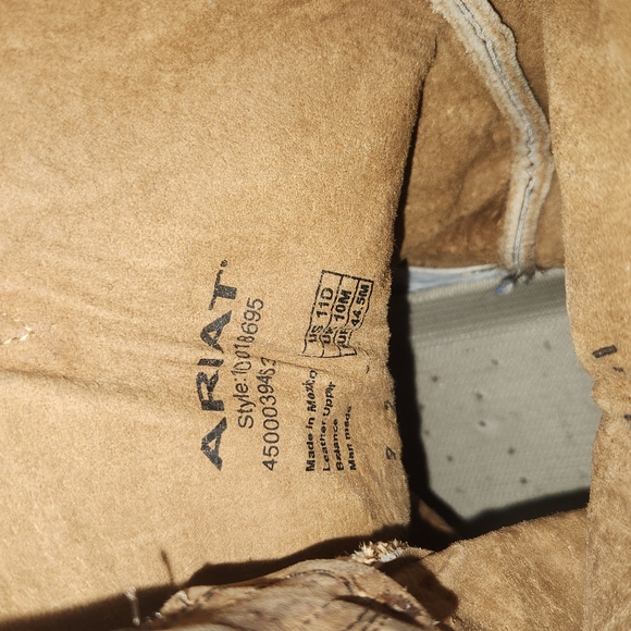 Ariat boots - Picture 2 of 2